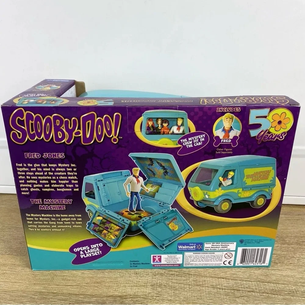 Scooby-Doo MYSTERY MACHINE Action Figure Van Vehicle Limited Edition